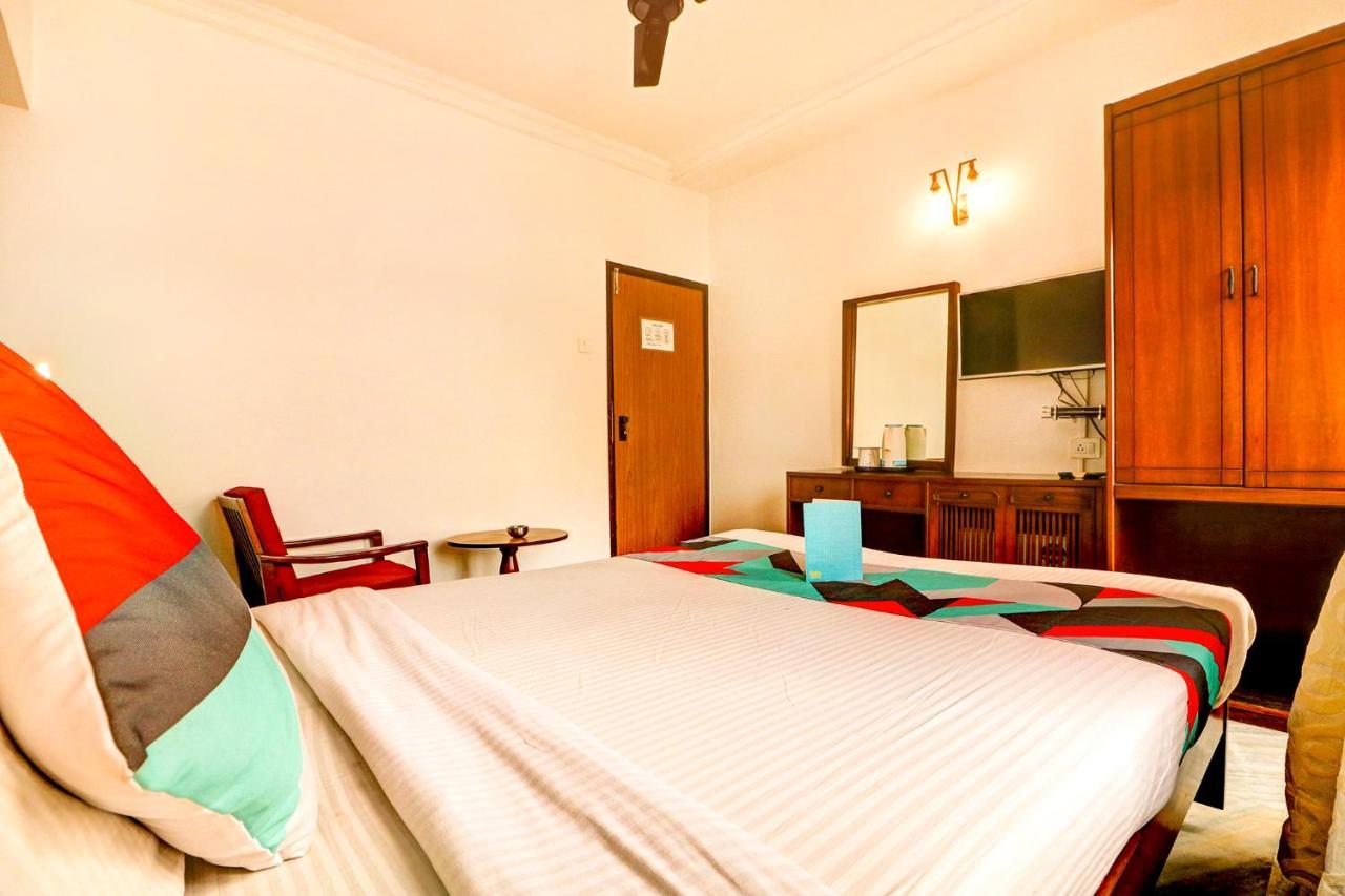 Camac Plaza Hotel Kolkata Bagian luar foto